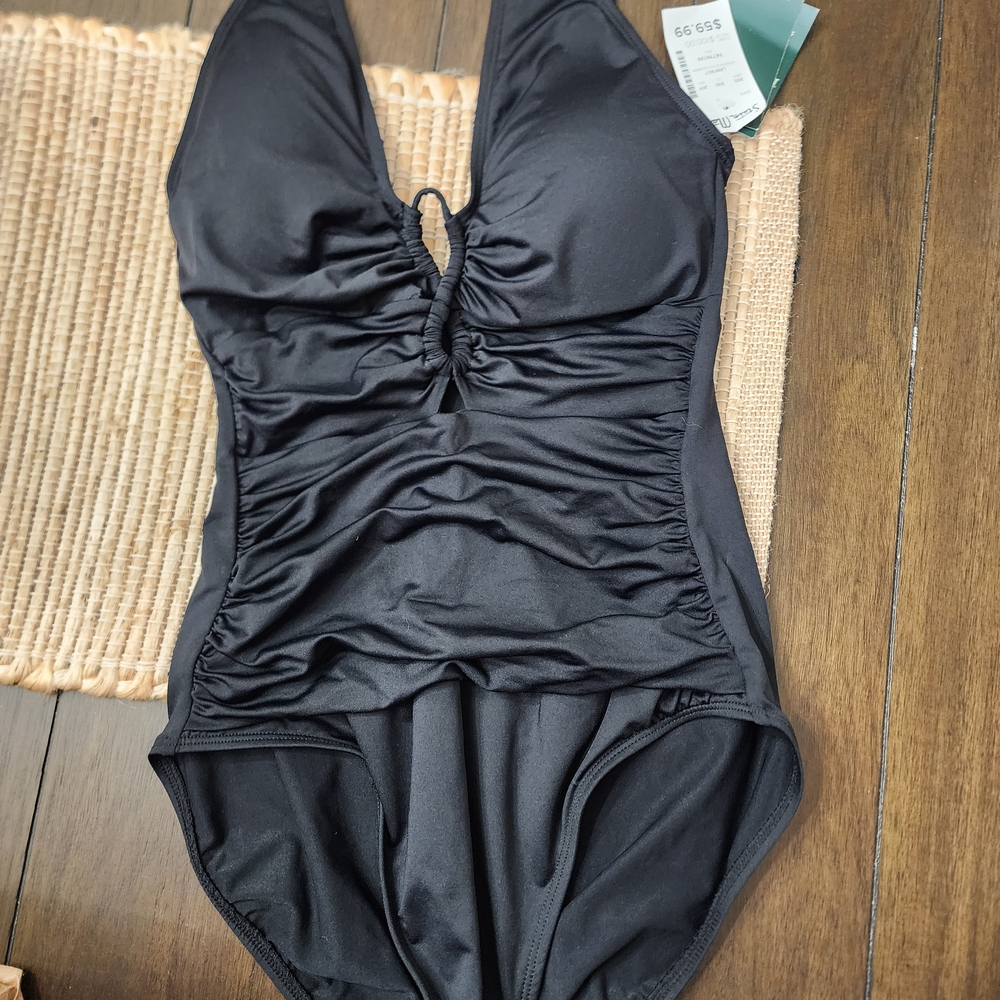 Ralph Lauren Black One Piece Swimwear Classic Silhouette